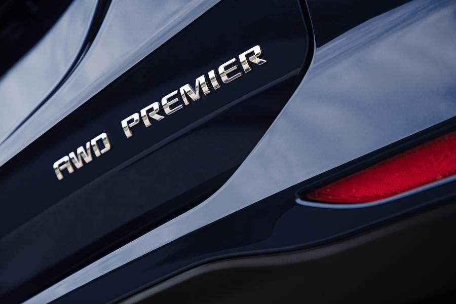 Логотип Chevrolet Equinox Premier 2020 года  (NA) (фото 18 из 20)